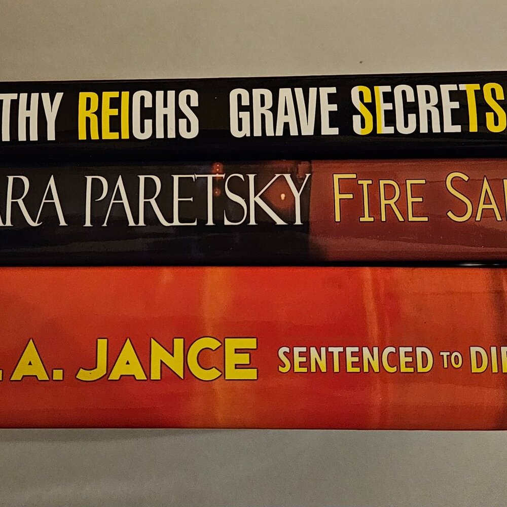 Lot of 3 Mystery Hardcover Books: Jance, Paretsky & Reich